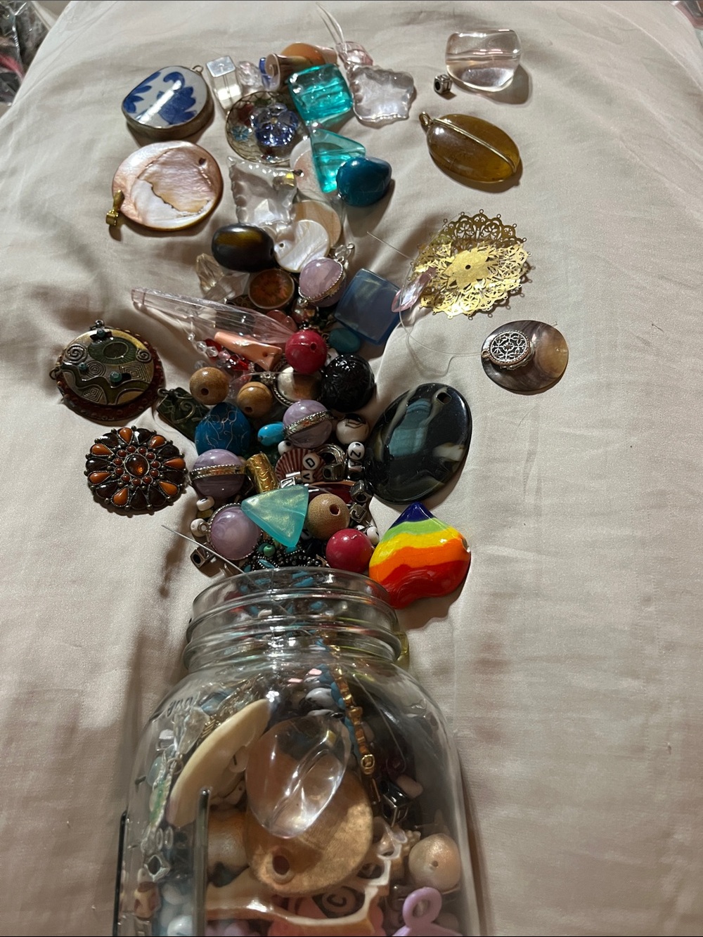 Beads, Centerpieces, Shells Etc.